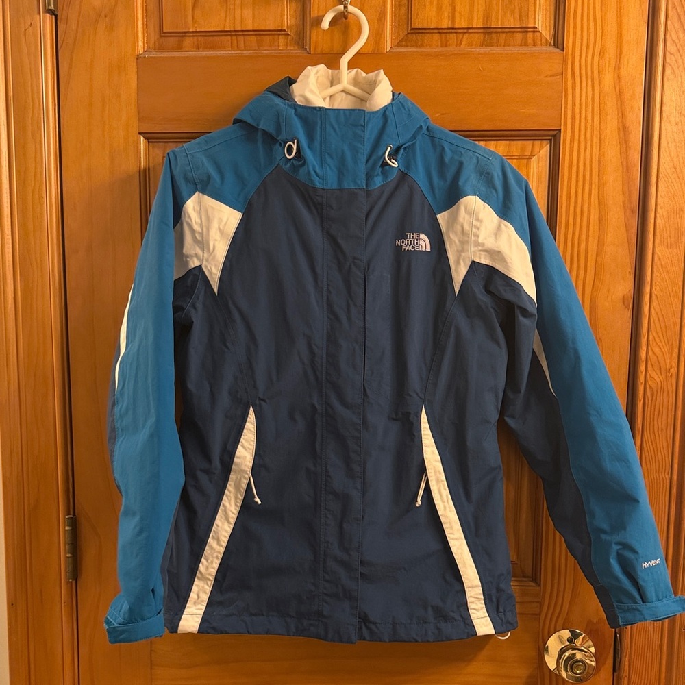 The North Face Blue and White Outdoor Jacket. 3 in one. Zip in White Liner.